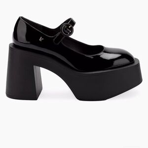 Larroude Olivia Platform Pump